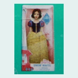 #049 Snow White Classic Doll