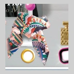 Multicolor patterned fabric wrap