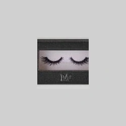 Black eyelash compact