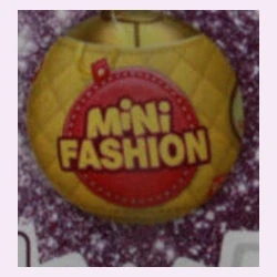 #010 Mini Fashion Capsule