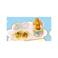 Star Quiche and Baguette